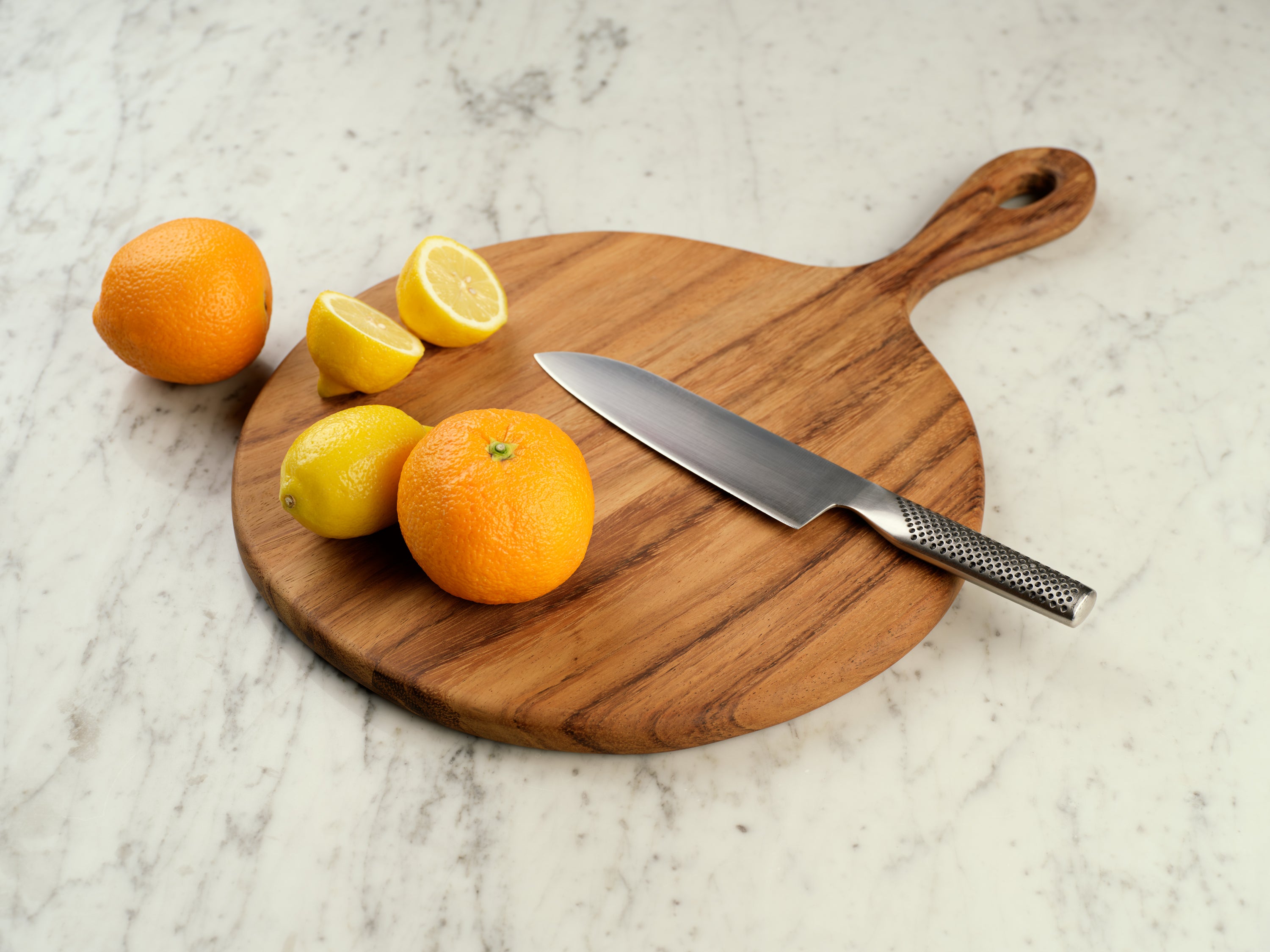 round serving board with handle